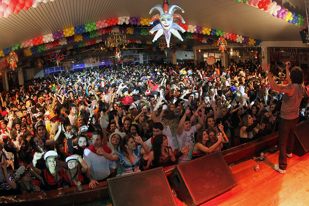 CriciÃºma recebe 7Ëš ediÃ§Ã£o do Carnaval de Inverno 