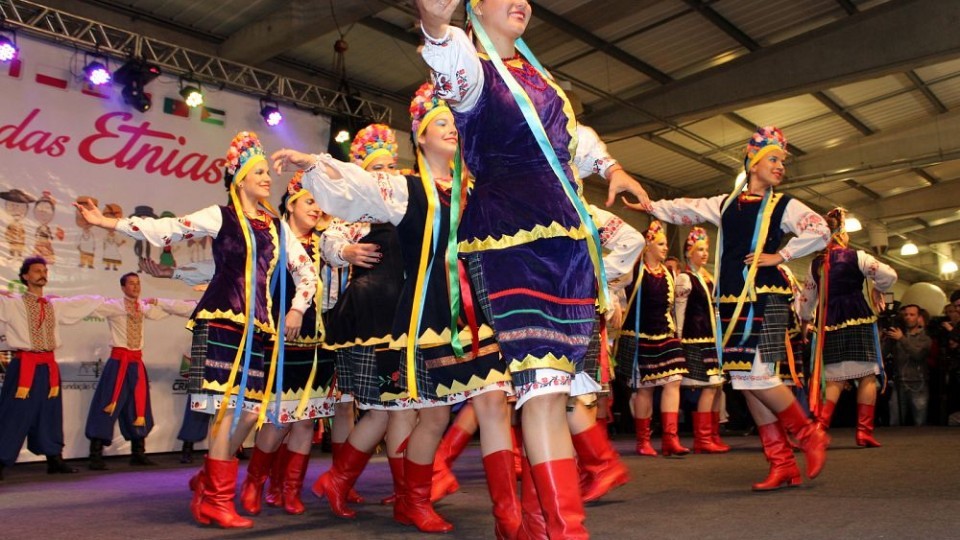 Preview da 29ª Festa das Etnias no Noções Shopping