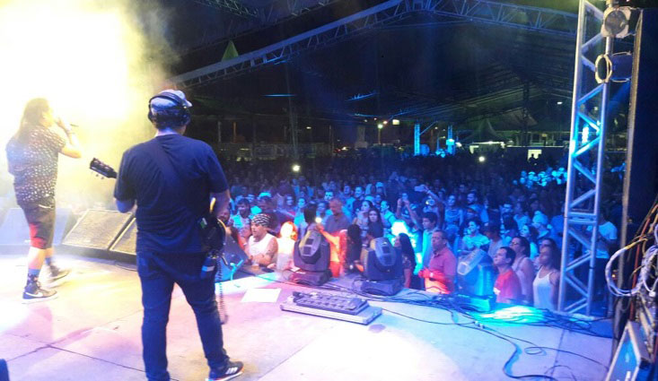 Milhares de pessoas estiveram na Multi Arena Verão Balneário Rincão para curtir Papas da Linguá