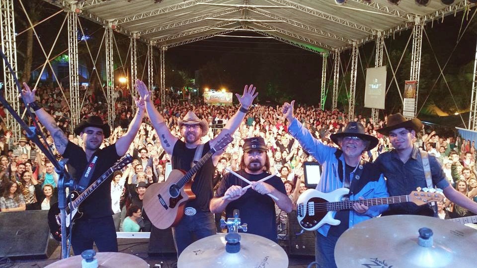 Country rock agita Rancho AromÃ¡ticos, em SÃ£o Ludgero